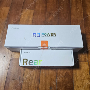 룸미러 블랙박스 파인뷰 R3 Power+GPS+외장형 박스 판매합니다.