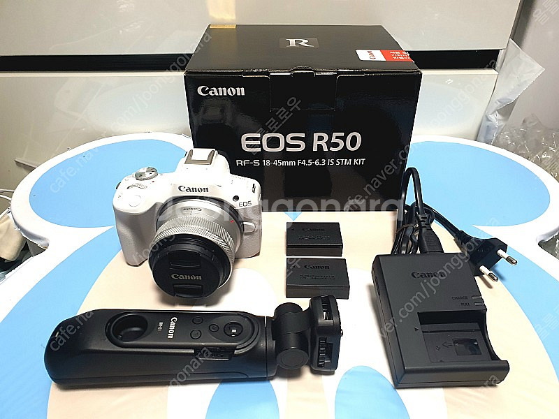 캐논 EOS R50 White 풀박스 + 정품 삼각대 ...--0
