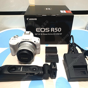 캐논 EOS R50 White 풀박스 + 정품 삼각대 그립/무선 리모컨