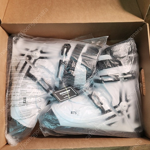 [풀박스]톰슨스노우 BTS버전 L + 신형워커 포함 / 구 슬레드독 팝니다