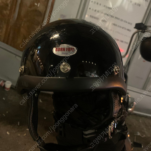 본프리 쇼티 유광 블랙 헬멧 팝니다 . 바이크.오토바이.부코.덱스톤.쇼헤이