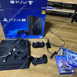 ps4 프로 1테라+게임3개+조이패드 충전기 판매합니다. 폴스4 프로