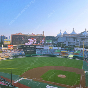 까르띠에 라이터 구합니다!