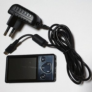 [반값택포] 옛날 휴대용 MP3 재생기 고급충전기 포함 CU알뜰택배로 무료배송