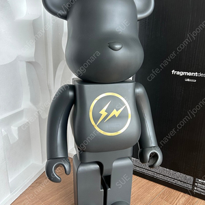 (가격내림)베어브릭 1000% 프라그먼트 피규어 Bearbrick fragment design