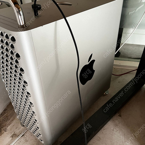 애플 맥 프로 2019 mac pro 16코어 / RAM 160G / w5700x 16G 팝니다