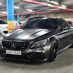 벤츠C클래스 W205 C63 AMG 쿠페중고차 할부 리스 카드 저연령자 저신용자 전액할부 승인