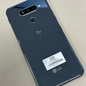 LG Q70 블랙색상 64기가 상태 깔끔한 가성비폰 5만원에 판매합니다
