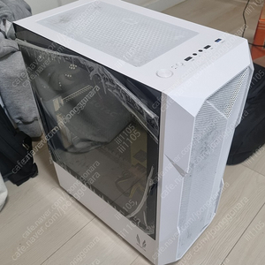 컴퓨터 본체 팝니다 라이젠3100 GTX1070 32G(가격다운)