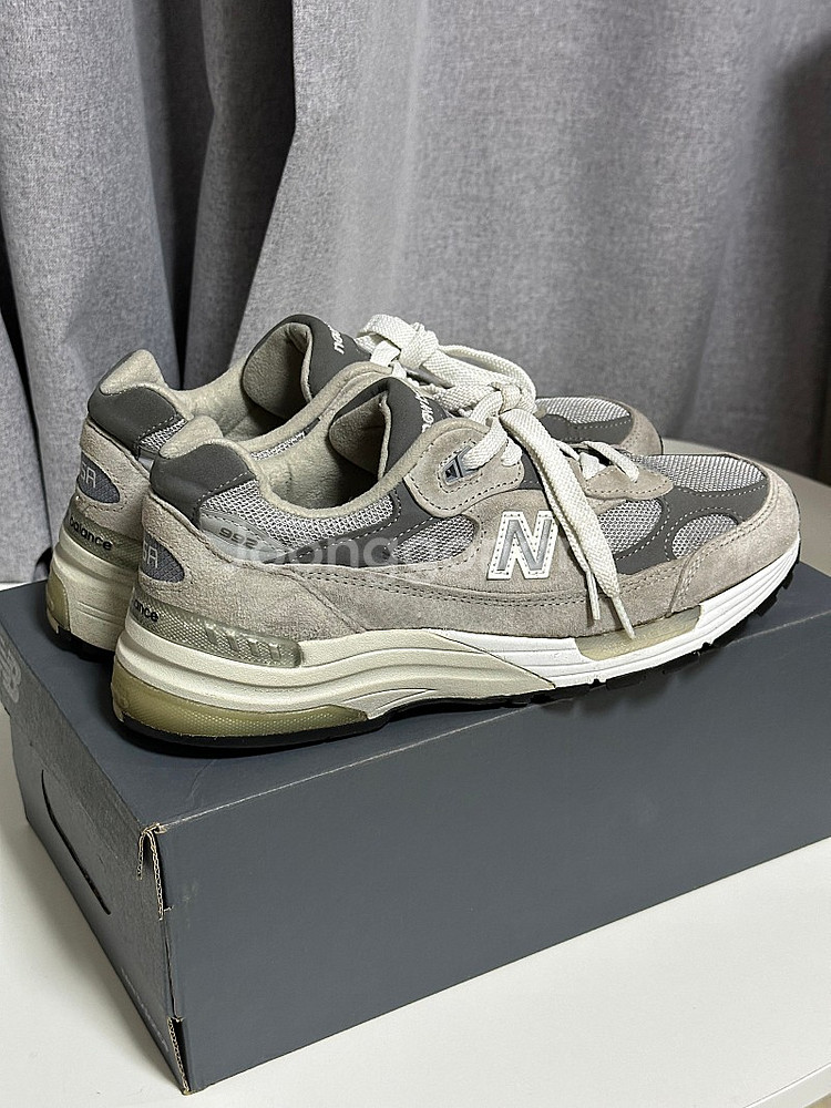 뉴발992그레이 250 팝니다.--2