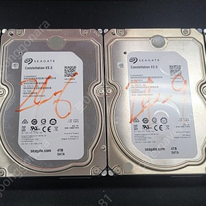 Seagate 기업용 4TB Constellation ES.3 수량 4개 판매합니다.