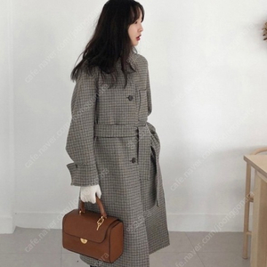 메이비베이비 체크 핸드메이드 코트 팝니다