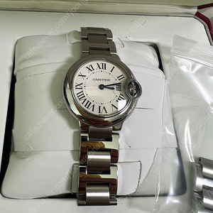 까르띠에 28mm 발롱블루 시계