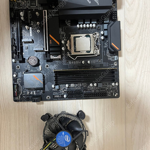 기가바이트 B450M 어로스 엘리트 + i3 10100