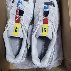 살로몬 XT-4 white 265MM 단톤 후리스 카키 100 유니클로 화이트마운티어링 하이브리드다운 자켓 블랙 L