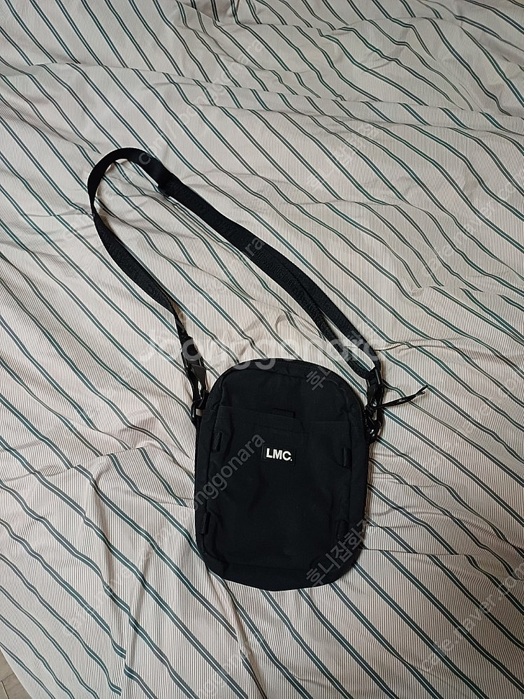 LMC 엘엠씨 크로스백--0