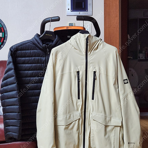 (구함)686 glcr gore-tex stretch smarty 3-in-1 weapon down jacket 미듐사이즈