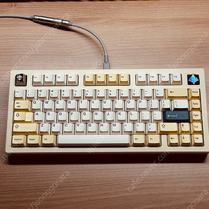GMK Birch Base 키캡