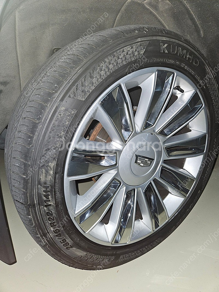 285 45 22 금호타이어4짝--0