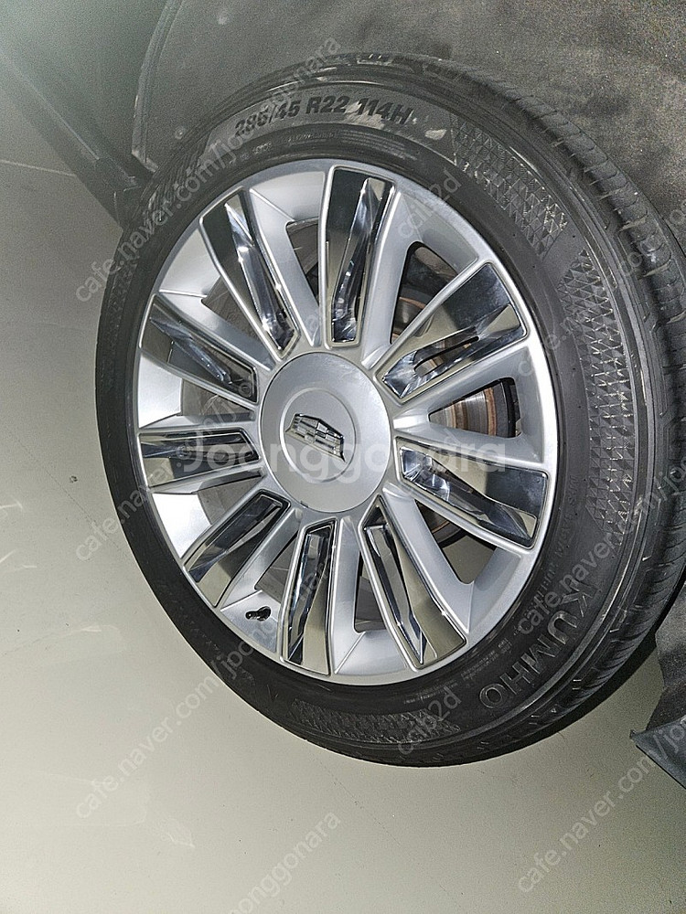 285 45 22 금호타이어4짝--1