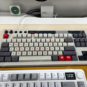8bitdo 레트로 키보드 팝니다