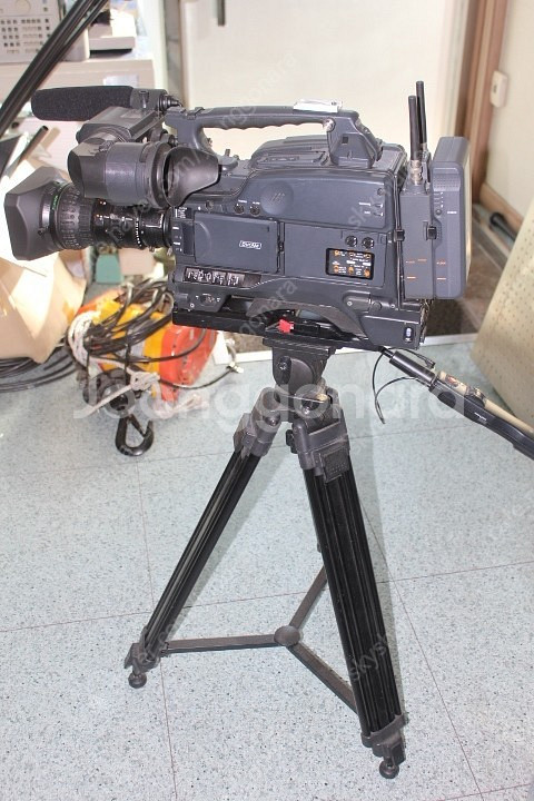 SONY DSR-450WS--0