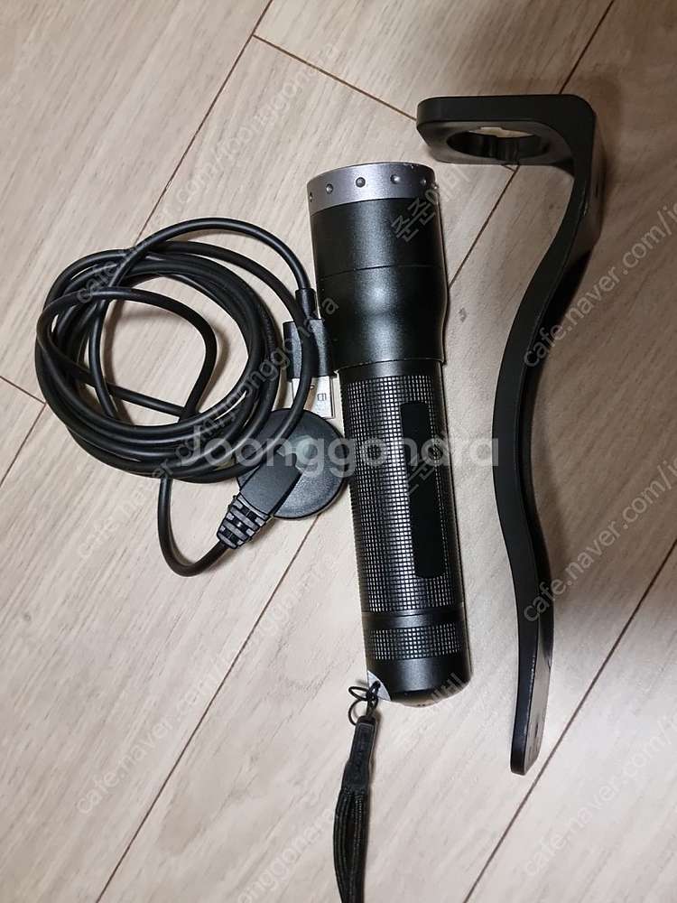 led lenser등 랜턴 판매해요--0
