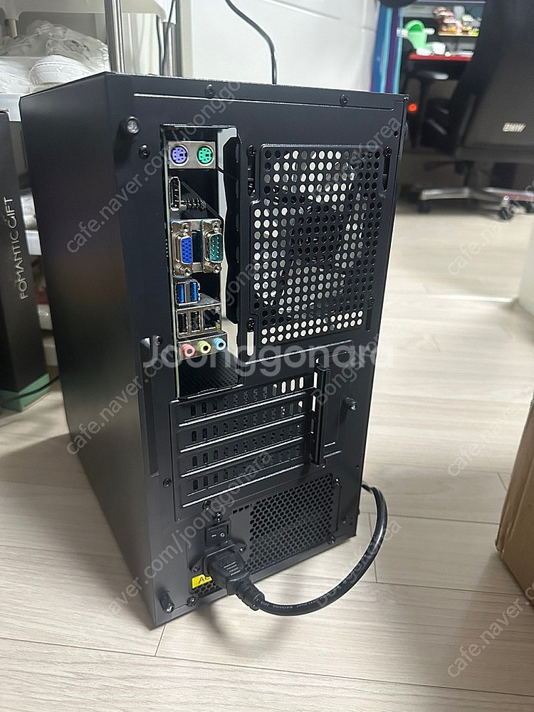 사무용 데스크탑 15만 팝니다. i5-6500/8G/1...--5
