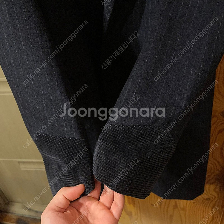 보테가베네타 런웨이 메인 코트 판매 합니다.....벨루...--3