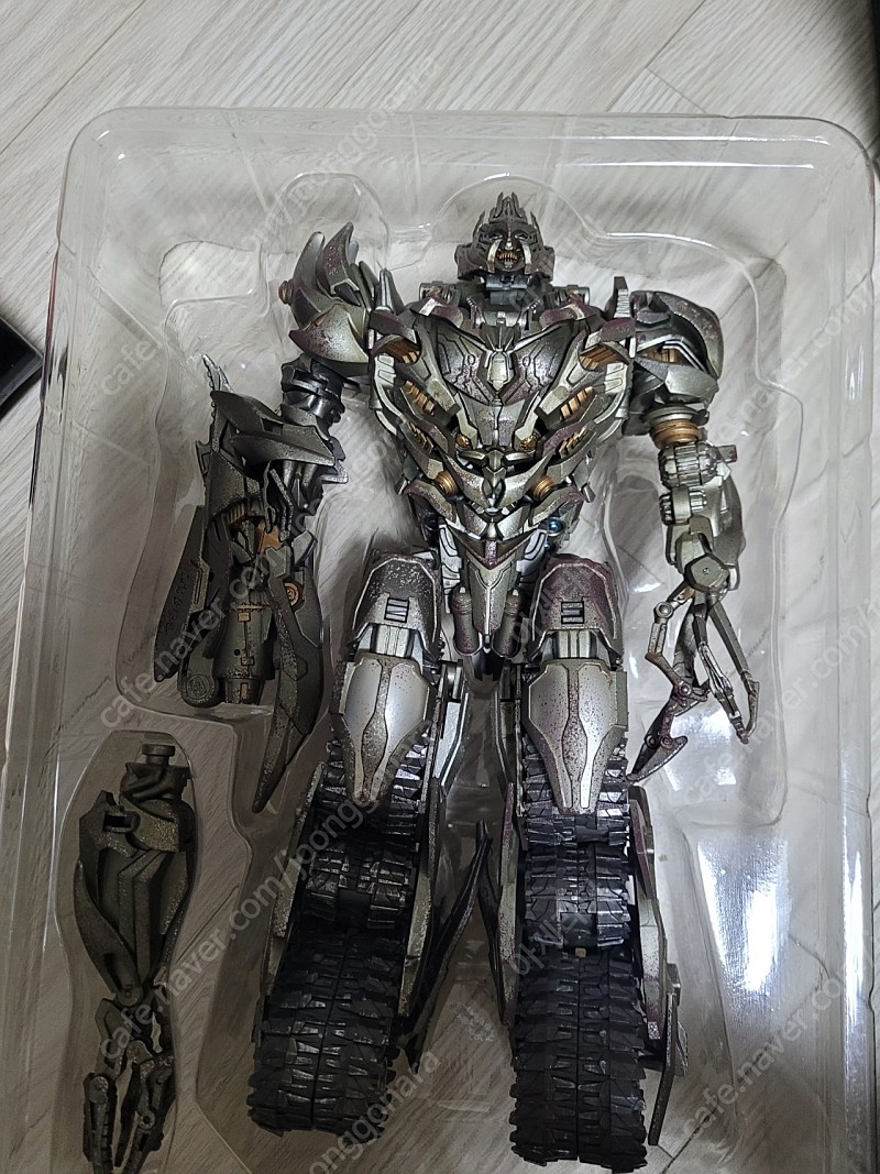 트랜스포머 드림팩토리 god 11s 무비버전 탱크메가트론 웨더링 판매합니다. | 중고나라 - 안심되는 중고거래