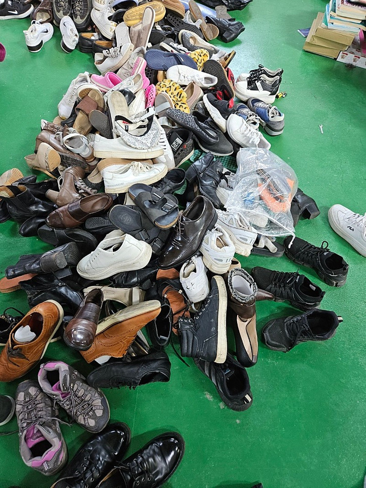 서울 헌옷수거 의뷰/신발/가방/도서 등 최고가 방문 매입합니다--7