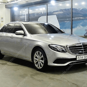 벤츠E클래스 W213 E220d 익스클루시브@중고차@소액할부@전액할부@리스@중고차매입@중고차구매전부가능합니다