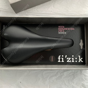 피직 베스타 여성용 안장 FIZIK VESTA Women (299g)