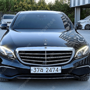 벤츠E클래스 W213 E300 4MATIC 익스클루시브중고차 할부 리스 카드 저신용자 저연령자 전액할부 승인