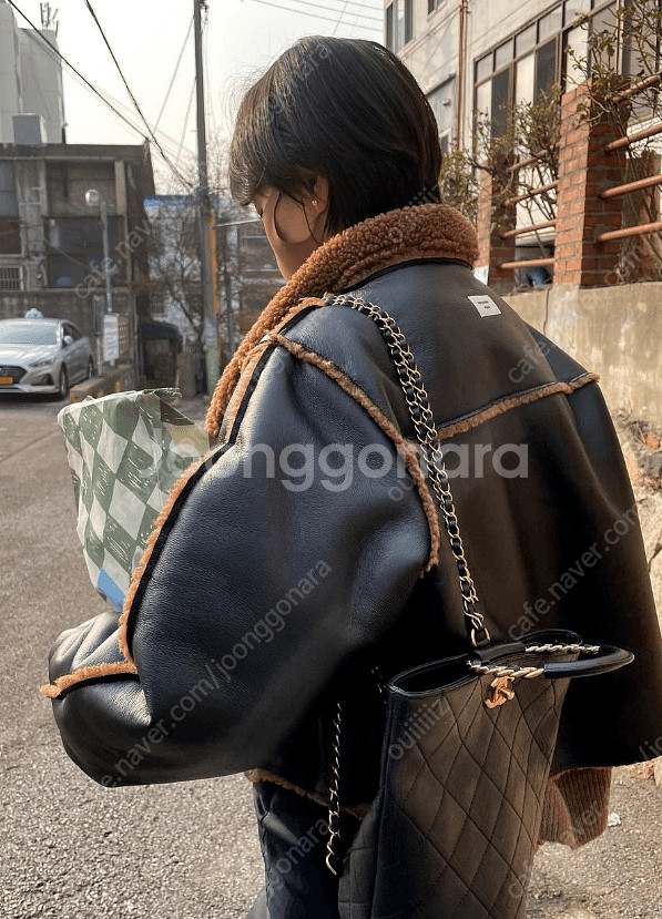 쏭스튜디오 페이크퍼 무스탕--1