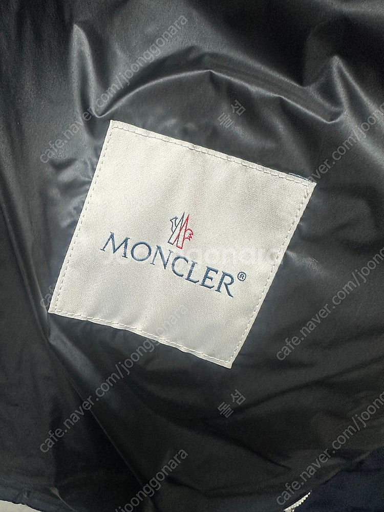몽클레어 피카드 경량패딩--1