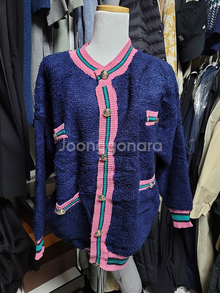 여자아우터 새상품 땡처리 가디건--2