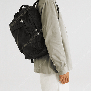 ARKET 12 Hour Commuter Backpack 아르켓 백팩 블랙