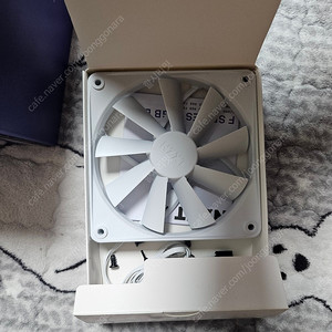 NZXT F120Q (Matte White) 미사용 쿨러