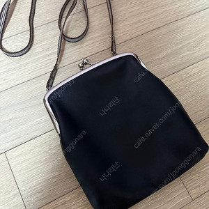 소우소우 가마구치 레더백