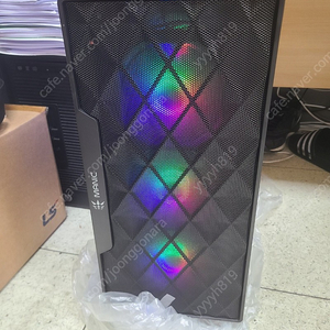 (개인) 데스크탑 저렴하게 판매합니다! 상태최상 (I5-13500 / GTX1650 / 메모리32G / 700W / SSD 500G(M.2 NVME) )