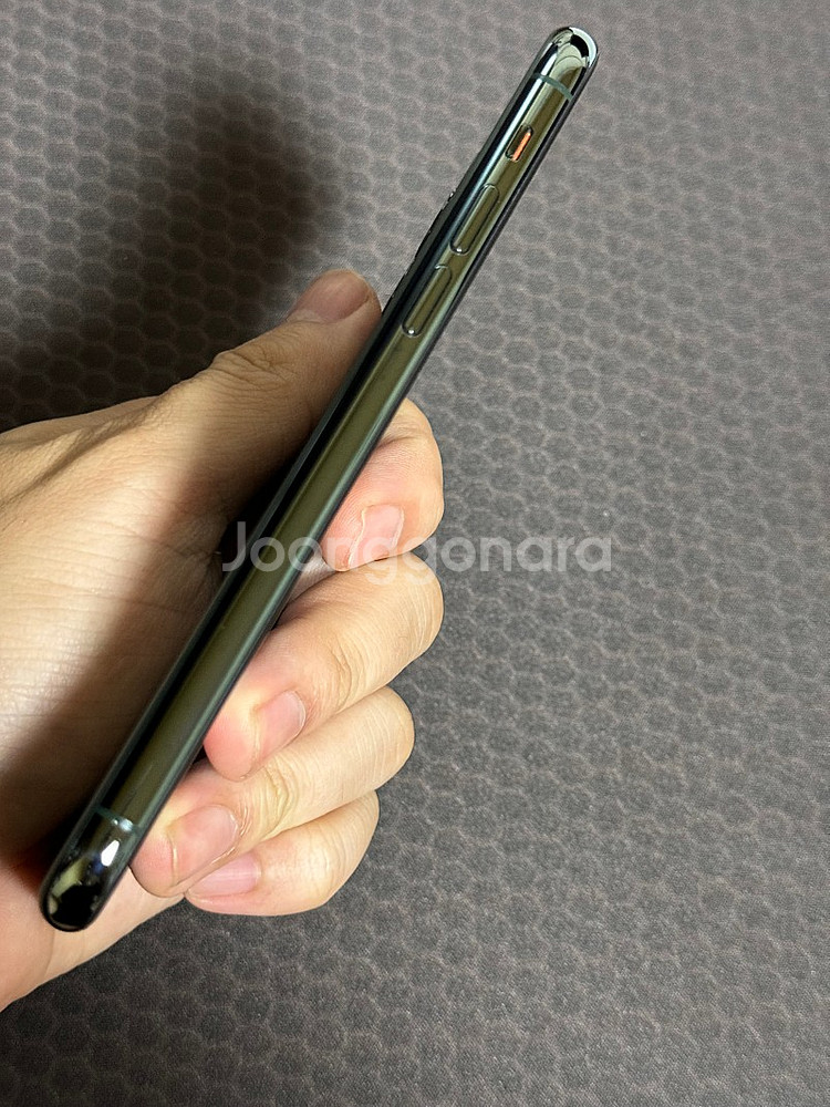 [개인판매] 아이폰 11 pro 256G 미드나잇 그린--1