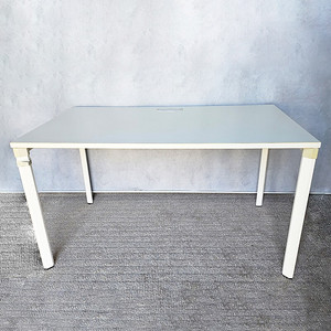 [가구매니저] 코아스 화이트 책상 / 테이블(1600) - 튼튼하고 실물이 더 예쁜 테이블입니다.