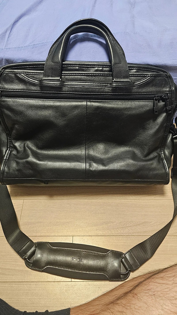 투미 알파2 가죽 서류가방 96108D2--1