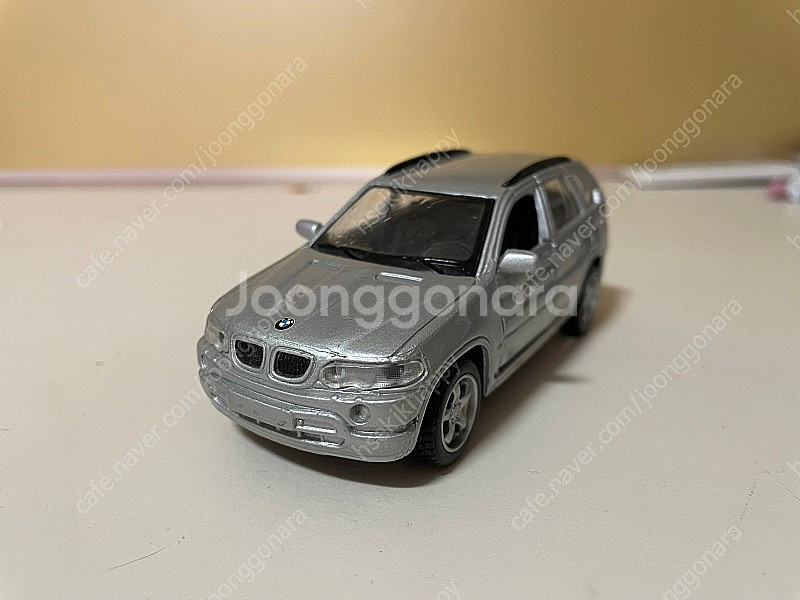 Bmw x5 구형 미니카 판매합니다--0