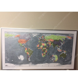 World Map Ver.2 by future mapping company (자삭버젼+알루미늄프레임) 판매합니다.