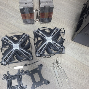 잘만 공랭 쿨러 부품용으로 팝니다