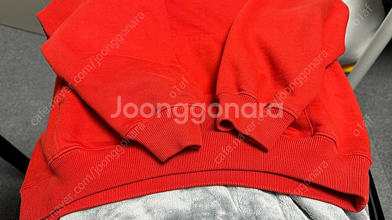 [S] 발렌시아가 웨이브로고 오버핏 후드티 레드--5
