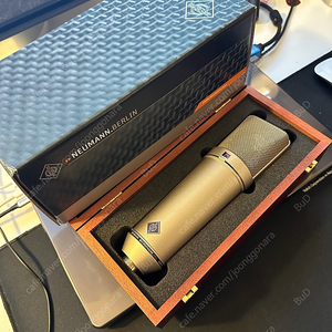 노이만 U87 Ai 판매합니다.(풀박스) Neumann u87 ai