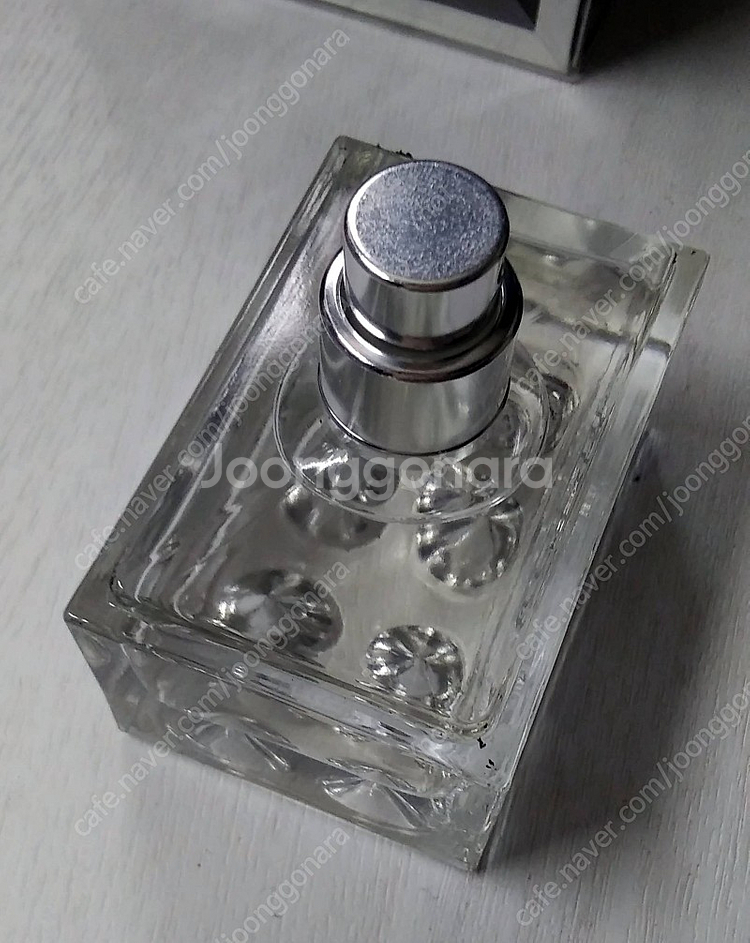 Rihanna 로그 맨 바이 리한나 EDT 30ml 남자 향수 팝니다--3